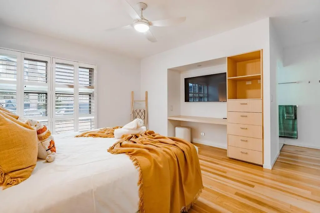 Luxurious Beachside Living Mudjimba
